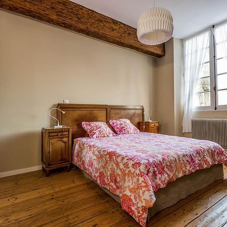 Chambres D'Hotes Le Relais Des Remparts Rions Exteriér fotografie