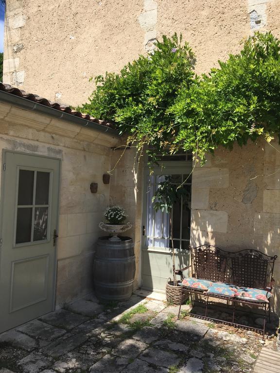 Chambres D'Hotes Le Relais Des Remparts Rions Exteriér fotografie